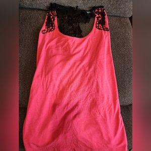 Set of 2 tank tops XL
